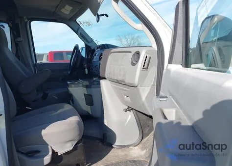 2012 Ford E-350 Super Duty Xl z USA, uszkodzony, nr VIN 1FBSS3BL8CDB19976